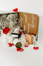 Load image into Gallery viewer, Valentine's Day Luxury Gift Sets